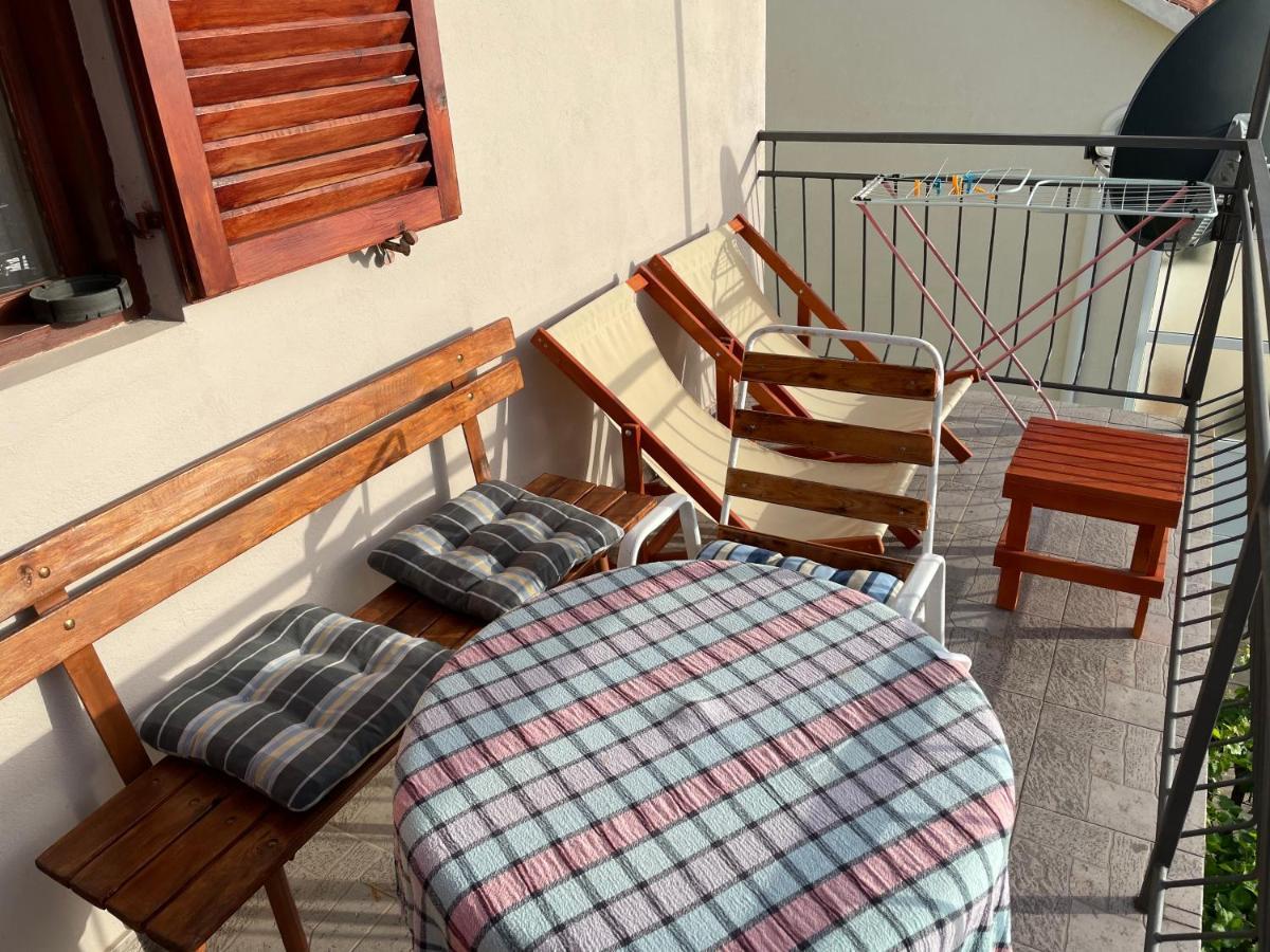 Apartmani Ivana ติวัต ภายนอก รูปภาพ