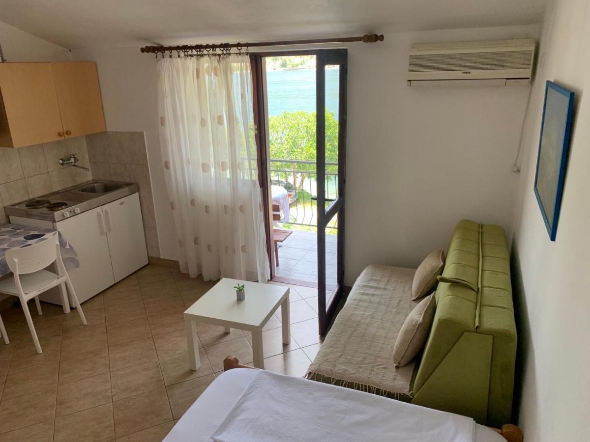 Apartmani Ivana ติวัต ภายนอก รูปภาพ